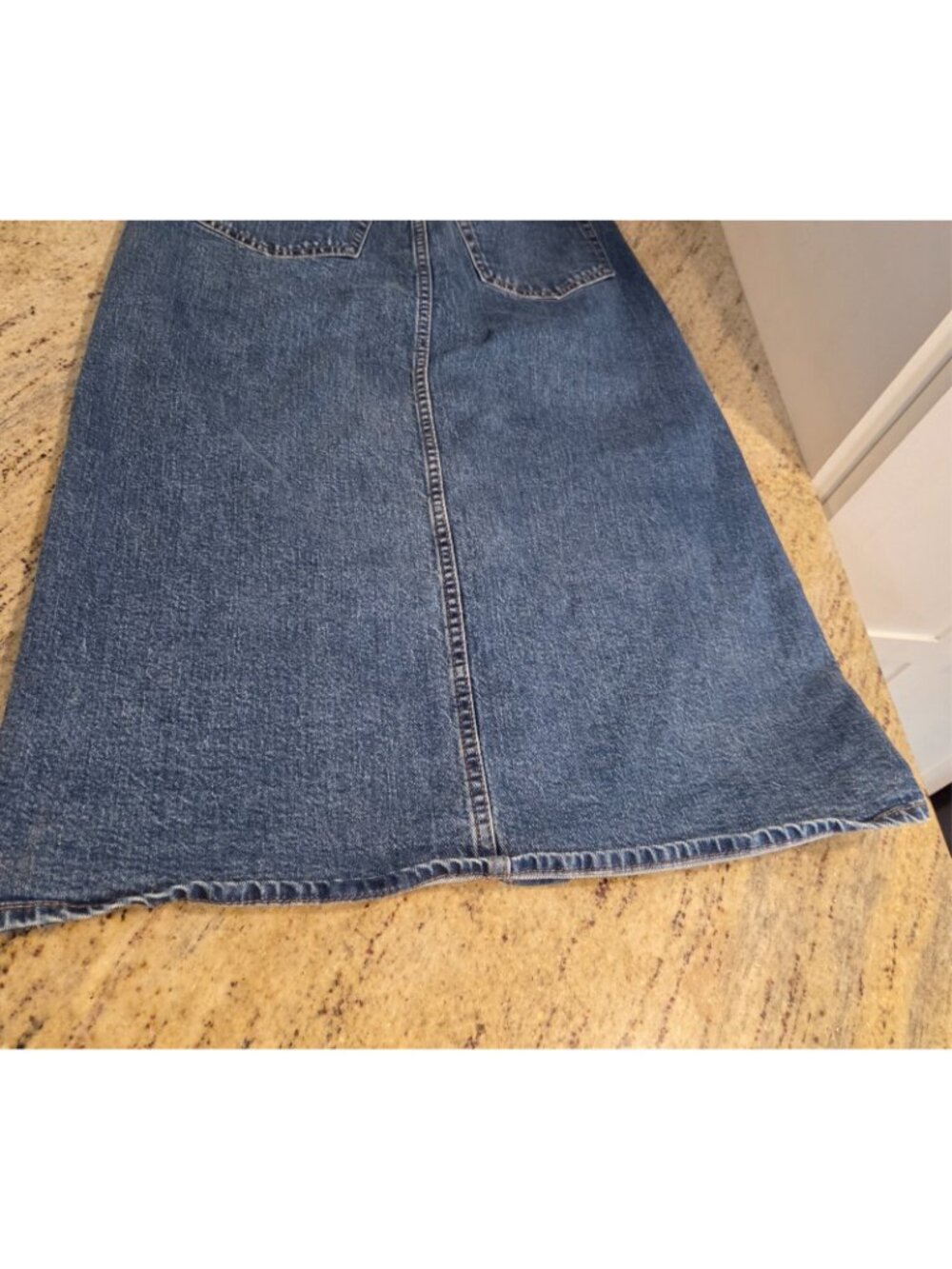 Women's Midi Blue Denim Skirt Size 2 Universal Threads Metal Button Front Slit - Picture 14 of 15